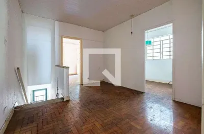 Casa com 3 quartos à venda na Rua Aimberê, --, Sumaré, São Paulo