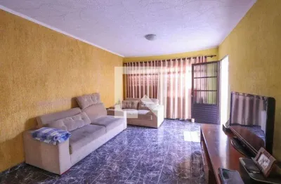 Casa com 3 quartos à venda na Rua Diogo Bernardes, --, Vila Dionisia, São Paulo