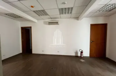 Conjunto comerical 94m² com 1 sala, 2 banheiros, não possui vaga