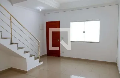 Casa com 2 quartos à venda na Rua Avelino Monteiro, --, Umuarama, Osasco