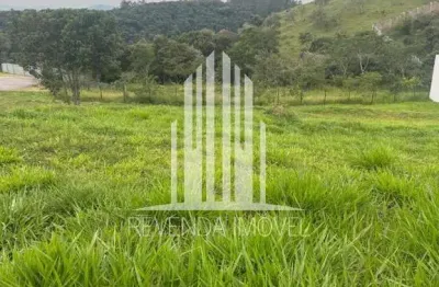 Terreno em Condomínio à Venda em Santana de Parnaíba-SP, Jardim Bandeirantes - 490m² de Área