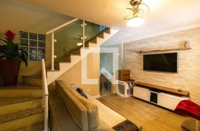 Casa em condomínio fechado com 2 quartos à venda na Rua Tarapitinga, --, Vila Jacuí, São Paulo