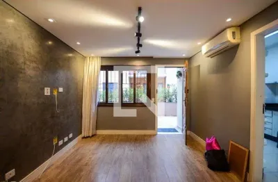 Casa em condomínio fechado com 2 quartos à venda na Rua João Veloso de Oliveira, --, Vila Mangalot, São Paulo