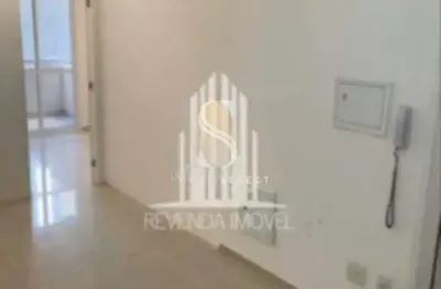 Conj comercial bem localizade de 34m², possui 2 banheiros e 1 vaga à venda na região jardim paulista