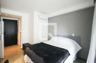 Kitnet / Stúdio à venda na Avenida dos Imarés, --, Moema, São Paulo