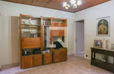 Casa com 3 quartos à venda na Rua Catão, --, Vila Romana, São Paulo