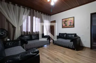 Casa com 2 quartos à venda na Rua Manoel Vieira Pinto, --, Vila Santa Clara, São Paulo