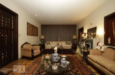 Casa com 4 quartos à venda na Rua Zequinha de Abreu, --, Pacaembu, São Paulo