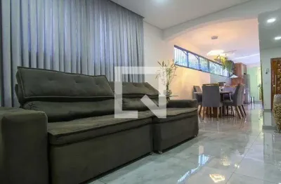Casa com 3 quartos à venda na Avenida Carneiro Ribeiro, --, Vila Formosa, São Paulo