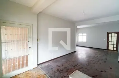 Casa com 3 quartos à venda na Rua Domingos Osvaldo Bataglia, --, Chácara Inglesa, São Paulo