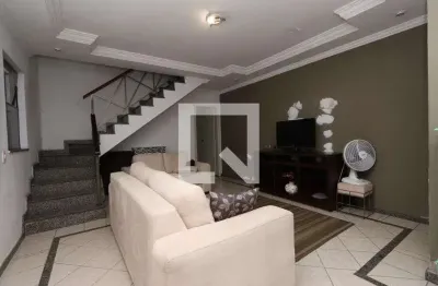 Casa com 3 quartos à venda na Rua Bispo Eugênio Demazemod, --, Jardim Avelino, São Paulo