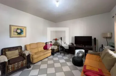 Casa com 3 quartos à venda na Rua Robertson, --, Cambuci, São Paulo