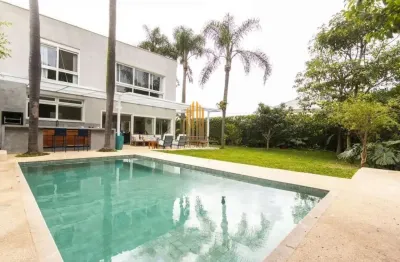 Morumbi, casa residencial de 800m² com 4 dormitórios, 2 suítes, 4 vagas.