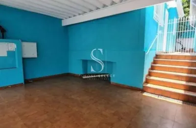 Casa terrea com 220 m² - 3 dormitorios sendo 1deles suite, 3 banheiros 4 vagas na garagem na pompeia