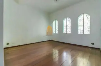 Vila da saude, casa de 155m², 3 dormitórios sendo 1 suíte, 2 salas e 2 vagas a venda.