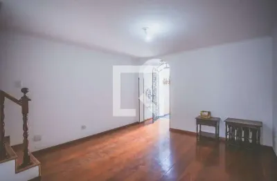 Casa com 2 quartos à venda na Rua dos Heliotrópios, --, Chácara Inglesa, São Paulo