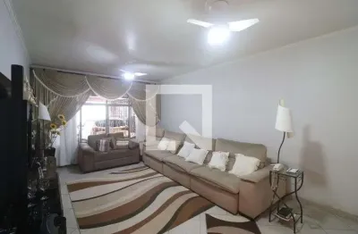 Casa com 4 quartos à venda na Rua Gil Vicente, --, Vila Dionisia, São Paulo