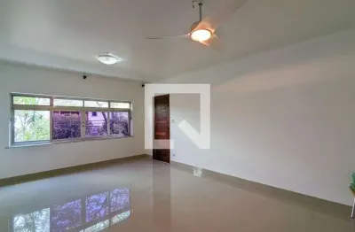 Casa com 4 quartos à venda na Rua Afonso Celso Figueiredo, --, Taboão, São Bernardo do Campo