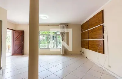 Casa com 3 quartos à venda na Rua Atílio Delanina, --, Centro, Osasco