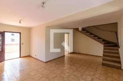 Casa com 4 quartos à venda na Rua Senador Godói, --, Vila Ré, São Paulo