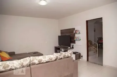 Casa com 6 quartos à venda na Rua São Pedro, --, Centro, Diadema