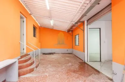 Jardim monte kemel, casa comercial de 250m² com 4 salas, 3 banheiros e 3 vagas de garagem.