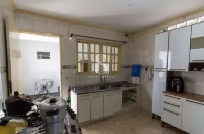 Casa assobradada residencial de 250m² com 3 dormitórios (1 suíte) e 2 vagas á venda no rio pequeno