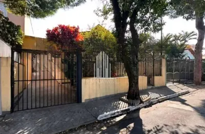 Imperdível: Casa à Venda em São Paulo-SP, Sítio do Morro! 2 quartos, 3 salas, 2 banheiros, 4 vagas de garagem. Agende sua visita agora!