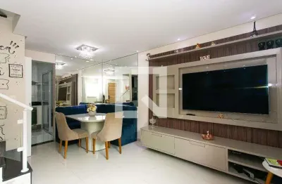 Casa em condomínio fechado com 3 quartos à venda na Rua Renato Rinaldi, --, Vila Carrão, São Paulo