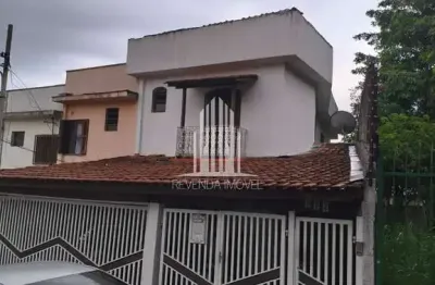 Imperdível: Casa à Venda em São Paulo-SP, Conjunto Residencial Vista Verde, 3 Quartos, 1 Suíte, 3 Vagas de Garagem!