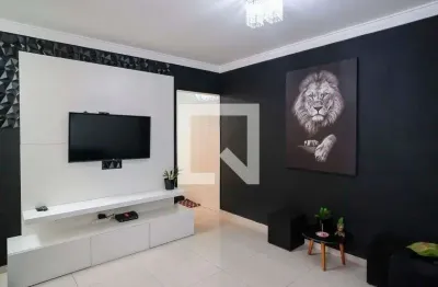 Casa com 2 quartos à venda na Rua das Pérolas, --, Prosperidade, São Caetano do Sul