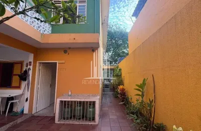 Parque América: 4 quartos, 2 banheiros, 2 vagas, 149m². Venha conferir!