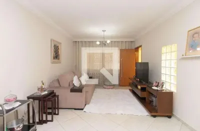 Casa com 3 quartos à venda na Rua Astecas, --, Vila Constança, São Paulo