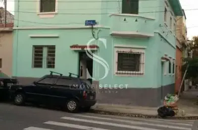 CASA ASSOBRADADA , DE 160m2 COM 7 SUITES E 7 BANHEIROS , 2 COPAS E SEM VAGA , Á VENDA NO BAIRRO LAPA