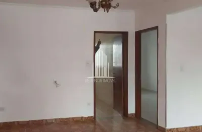 Casa à venda em São Paulo-SP, bairro Cangaíba: 2 quartos, 2 banheiros, 2 vagas, 160m². Confira!