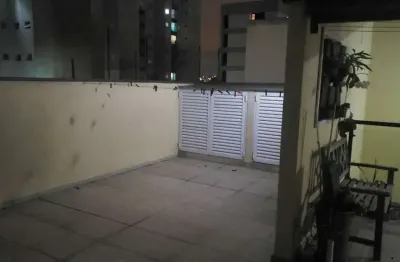 Cobertura sem condomínio com 3 dormitórios sendo 1 suíte com 170 m2 , e 2 vagas -Bairro Campestre