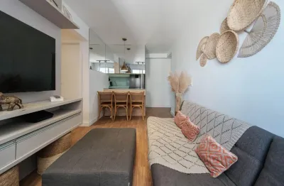 Apartamento MARAVILHOSO  moveis planejados de alto padrão, piso laminado