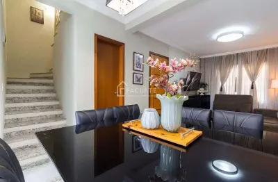 Sobrado para Locação em Curitiba, Uberaba, 3 dormitórios, 1 suíte, 2 banheiros