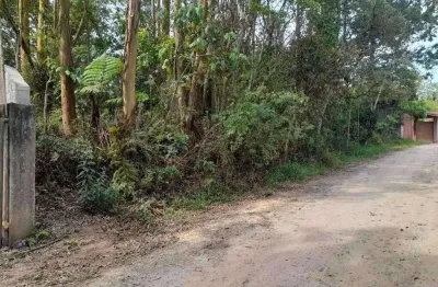 Terreno à venda na Rua Galeão, Invernada, Embu das Artes