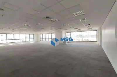 Ampla Sala Comercial de Alto Padrão em Alphaville Próximo ao Shopping Tamboré e Carrefour, fácil acesso a Castelo Branco