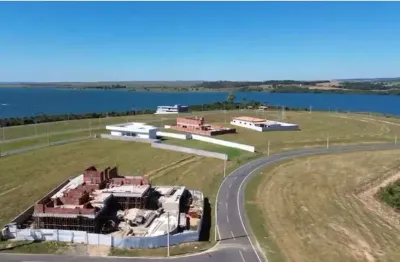 Terreno à venda na Avenida Geraldo Rodrigues Dos Santos, 327 Quadra 68 Lote 32, Loja 1 Clique E Retire Correios, 1, Centro, Abadiânia