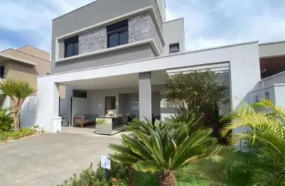 Sobrado em Jardins Lyon com 04 quartos sendo 03 suítes plenas