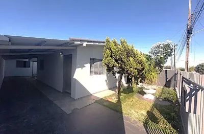 Imovel residencial com 3 quartos sendo 01 suite Bairro Pioneiro