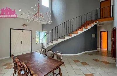 Casa com 3 dormitórios à venda, 289 m² por R$ 900.000,00 - Condomínio Real Ville - Pindamonhangaba/SP