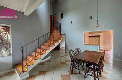Casa com 3 dormitórios à venda, 289 m² por R$ 900.000,00 - Condomínio Real Ville - Pindamonhangaba/SP