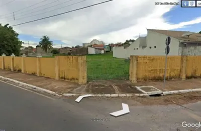Terreno à venda na Av 8 De Abril, s/n, Goiabeiras, Cuiabá