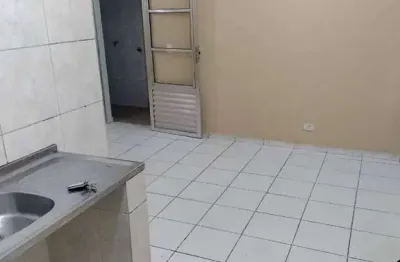 Casa com 1 quarto para alugar na Avenida General Penha Brasil, 2117, Vila Nova Cachoeirinha, São Paulo, 20 m2 por R$ 550