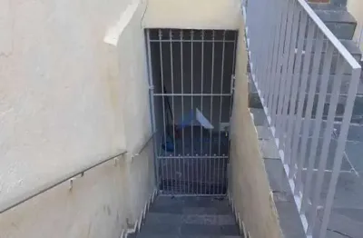 Casa com 2 dormitórios para alugar, 50 m² por R$ 924,60/mês - Jardim Damasceno - São Paulo/SP