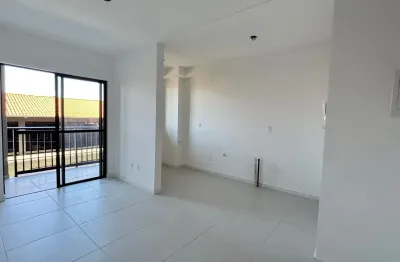 Oportunidade de Apartamento a venda em Balneário Piçarras(SC) há 550 metros da praia