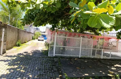 Casa com terreno de 568 m²  por r$ 1.200.000,00 no centro em guaratuba-pr